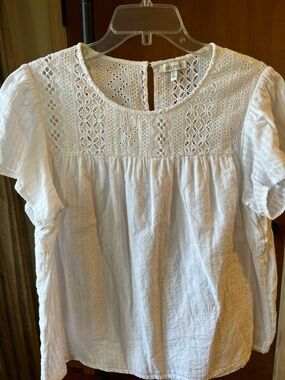 Ella Moss White Eyelet Yoke Flutter Sleeve Blouse